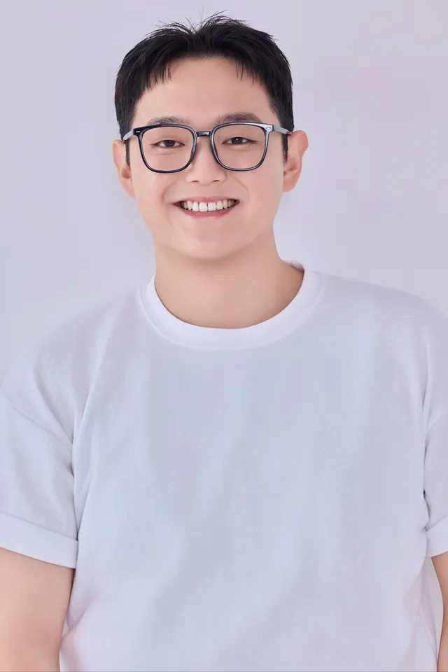 손현준 ภาพขนาดย่อ