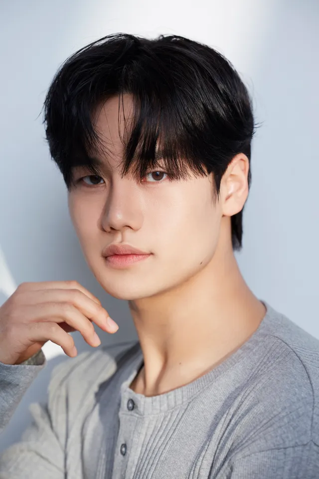 정현우 Thumbnail image