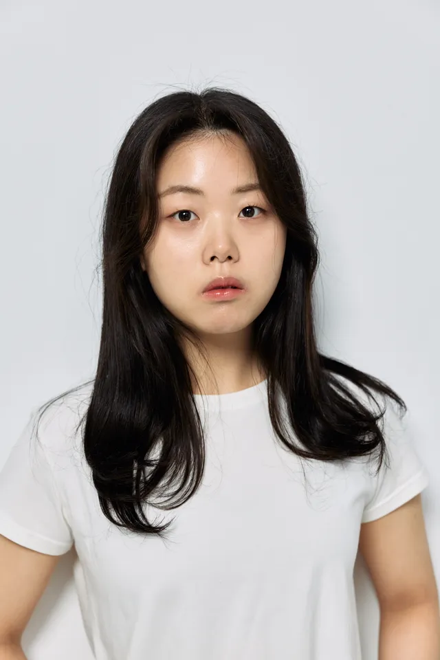 김지윤 Ảnh thu nhỏ