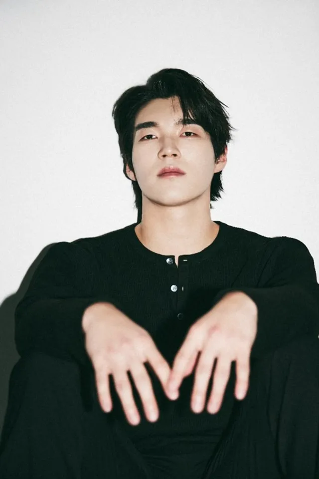 최시우 サムネイル画像