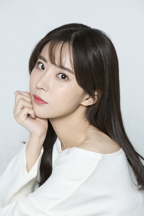 คิม จีอึน ภาพขนาดย่อ