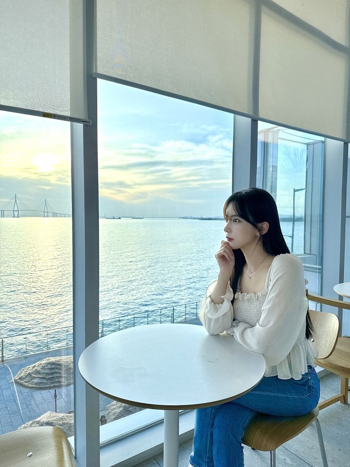 คิม จีอึน ภาพขนาดย่อ