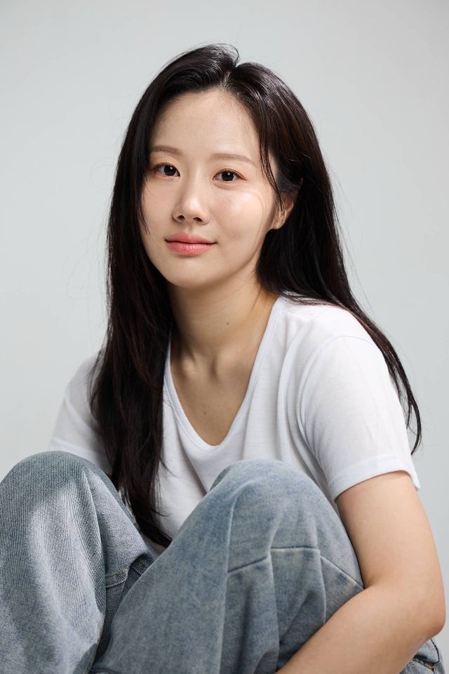 Kim Yeon-woo Ảnh thu nhỏ