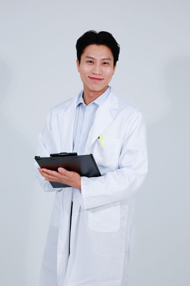 Kim Tae-hoon Ảnh thu nhỏ