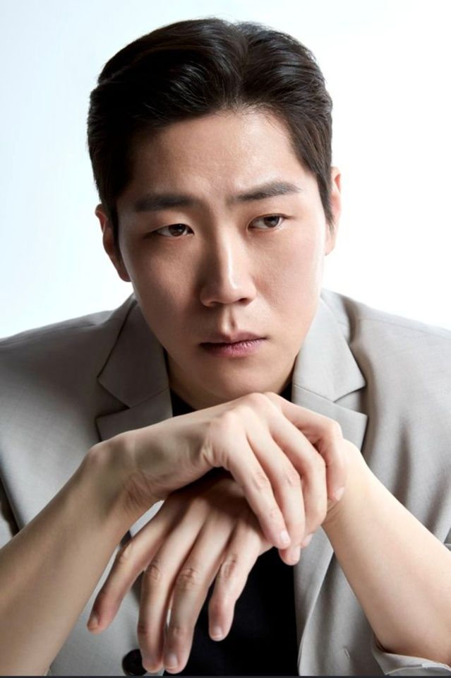 류승무 Thumbnail image