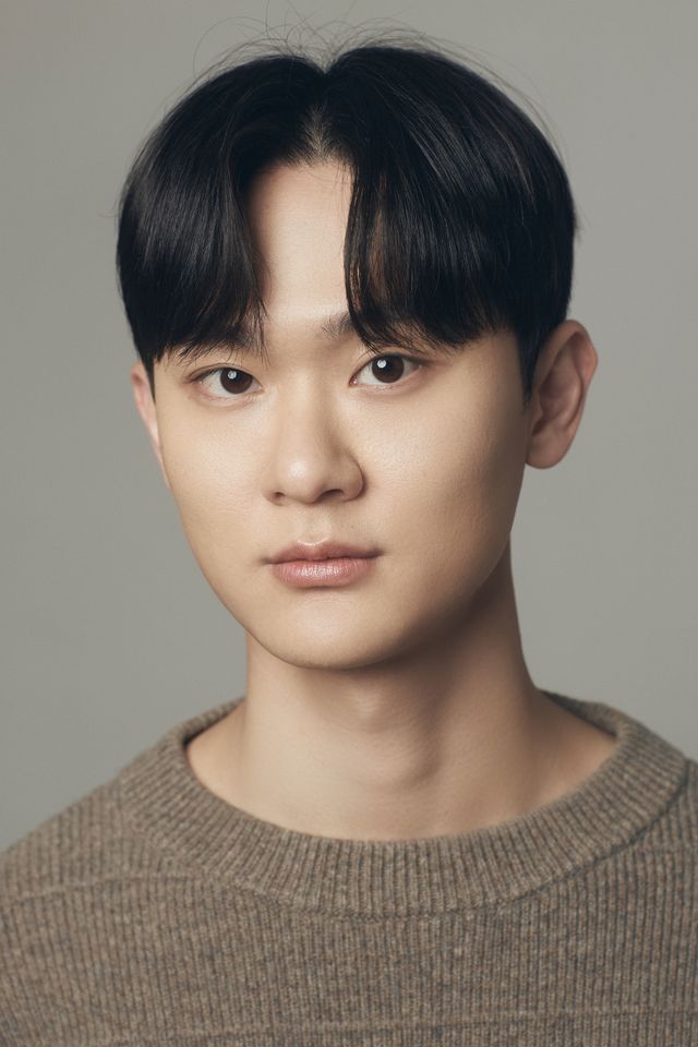 จู มินจุน ภาพขนาดย่อ