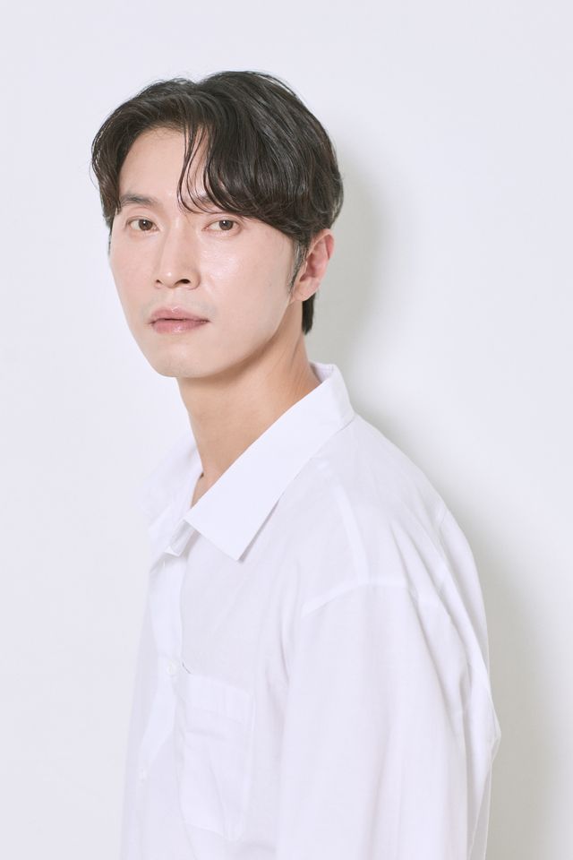 김영빈 サムネイル画像