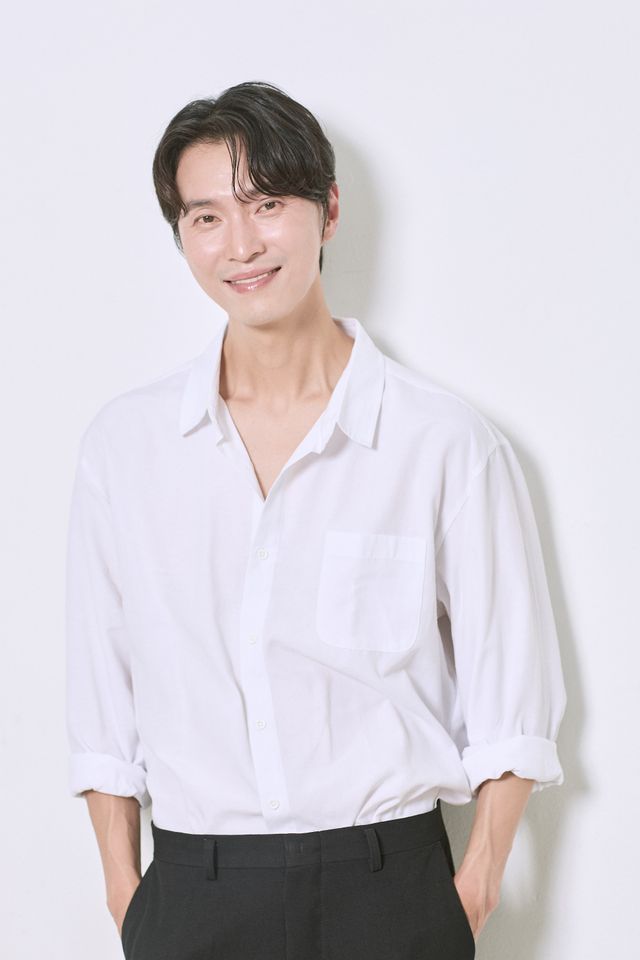 김영빈 サムネイル画像