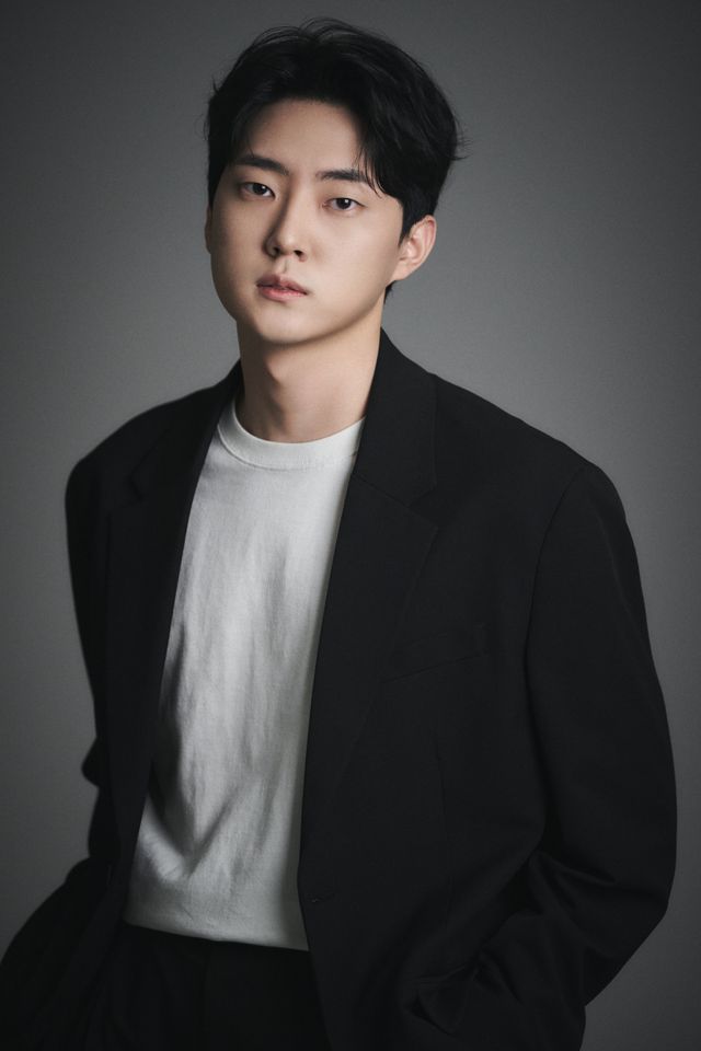 류도윤 썸네일 이미지