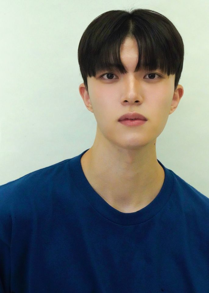 パク・ラゴン サムネイル画像