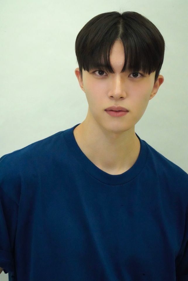 パク・ラゴン サムネイル画像