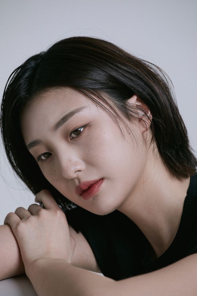 장서윤 썸네일 이미지