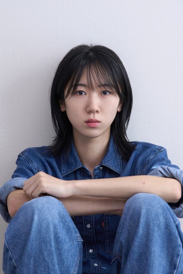 윤아진 썸네일 이미지