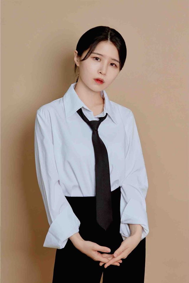 チェ・ヒウン サムネイル画像