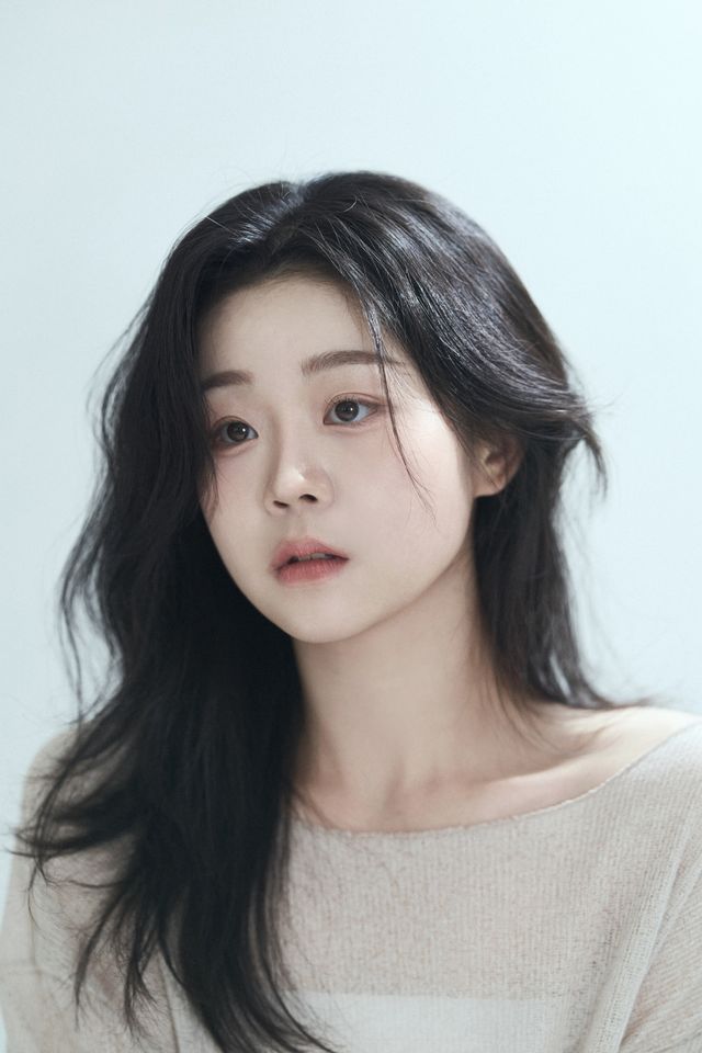 고민영 Thumbnail image