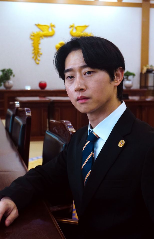 イ・ウィジュン サムネイル画像