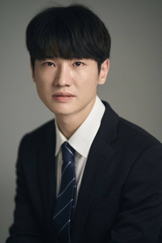 คิม ออน ภาพขนาดย่อ