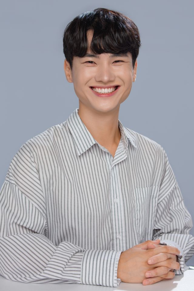 คิม ออน ภาพขนาดย่อ