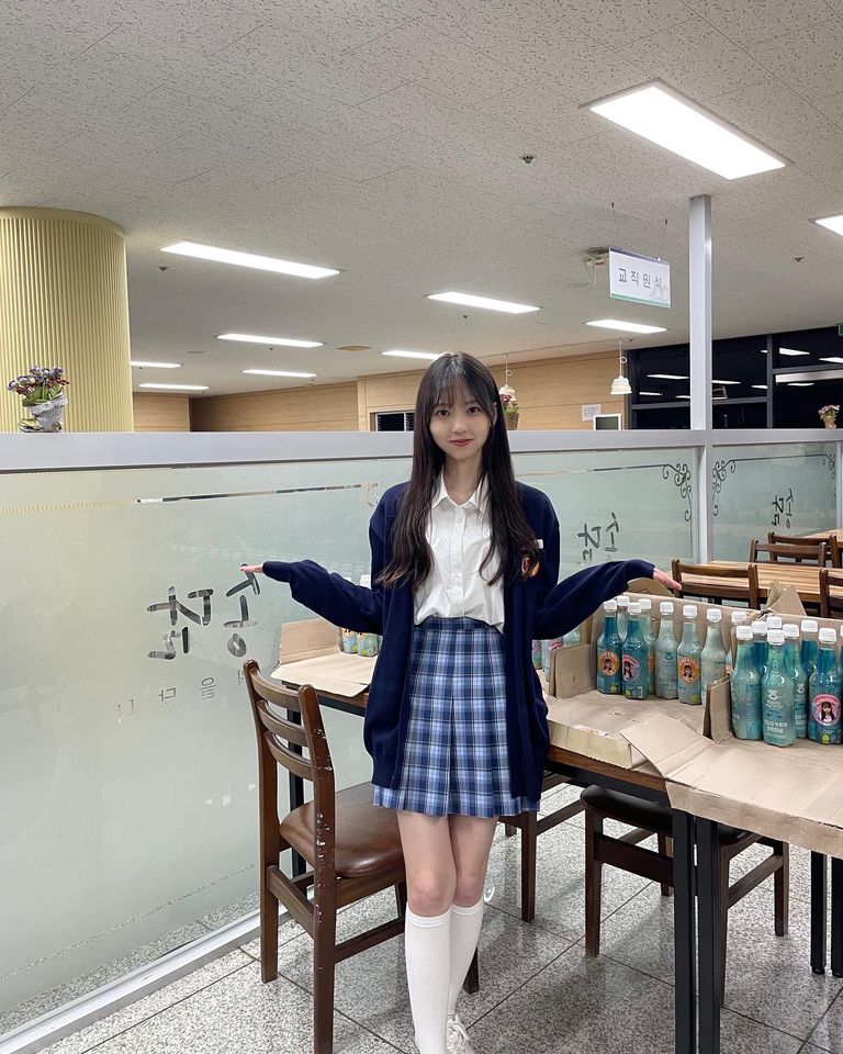 장윤진 썸네일 이미지