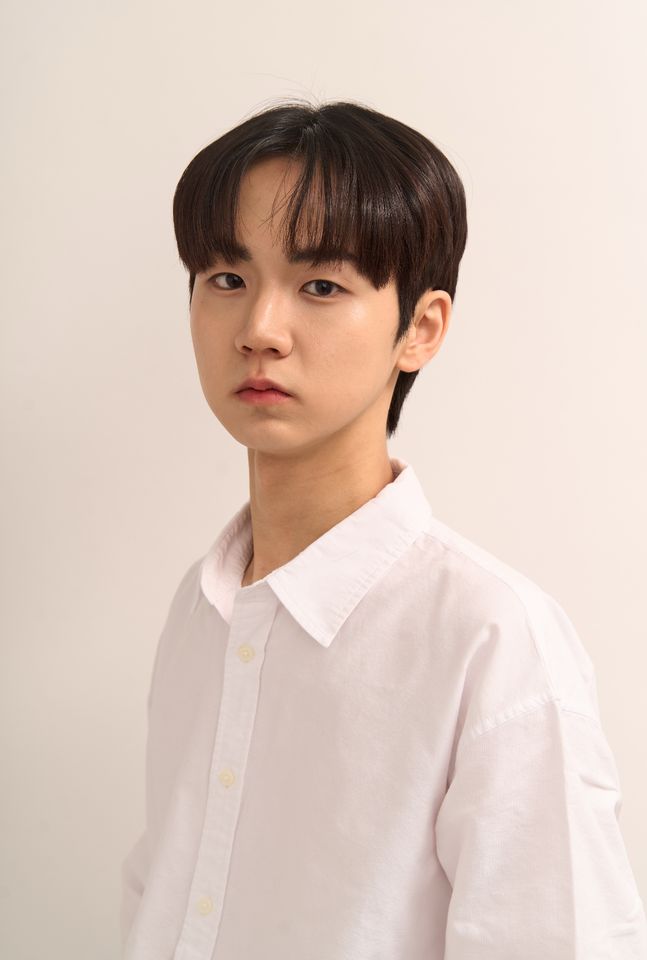 김현우 サムネイル画像