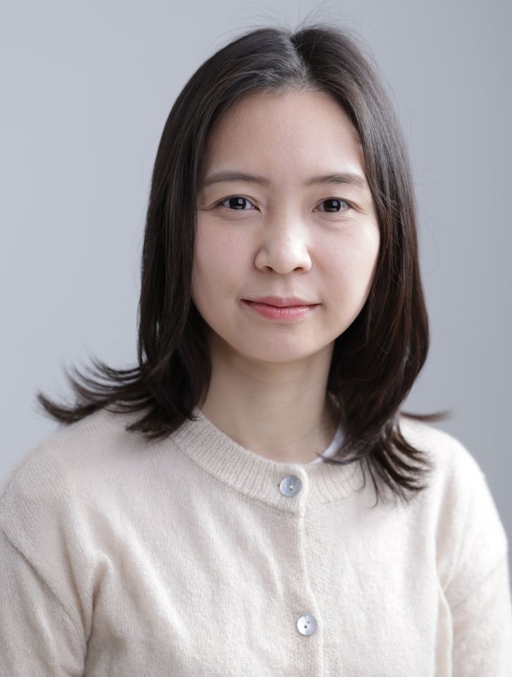 คิม จีอึน ภาพขนาดย่อ