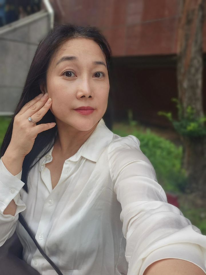 권 지 썸네일 이미지