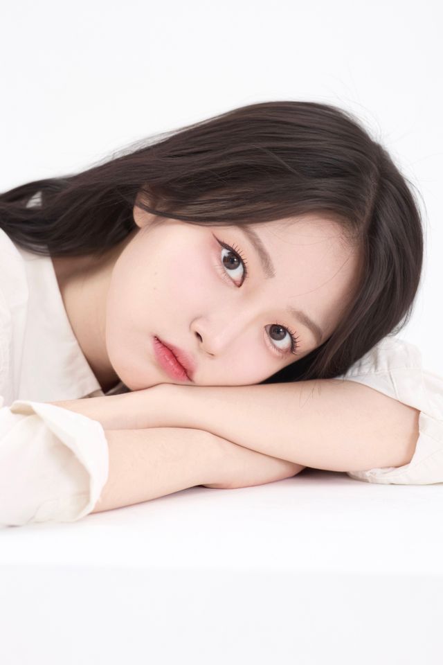 จ็อง มินจอง ภาพขนาดย่อ