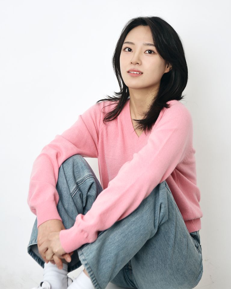 キム・ユンヨン サムネイル画像