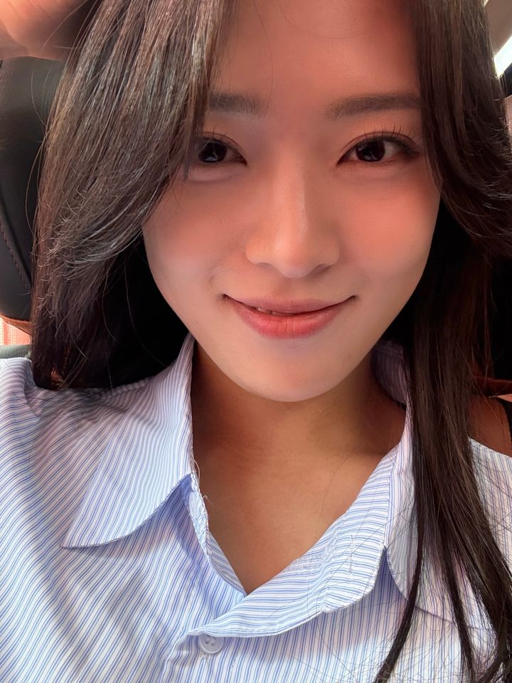 キム・ユンヨン サムネイル画像