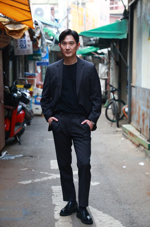 チャン・ユヌ サムネイル画像