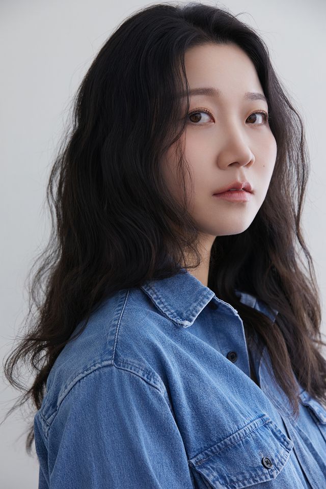 윤지이 profile image