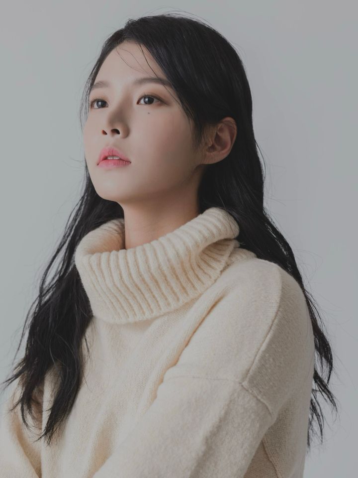 Chae Si-yeon Ảnh thu nhỏ