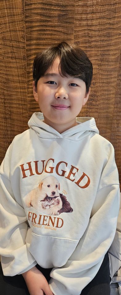 パク・ユン サムネイル画像