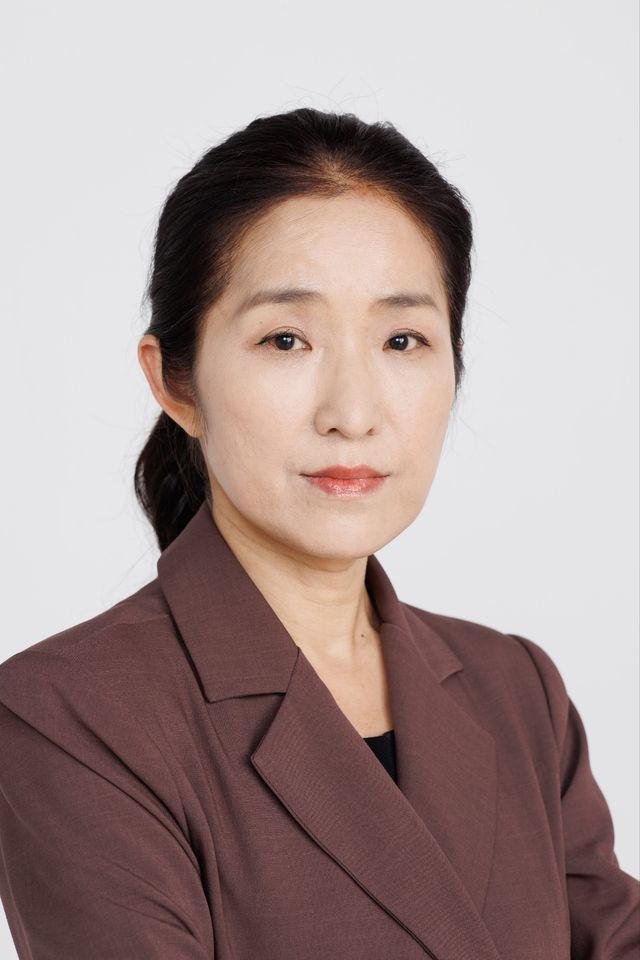 Lee Myung-hee Thumbnail image