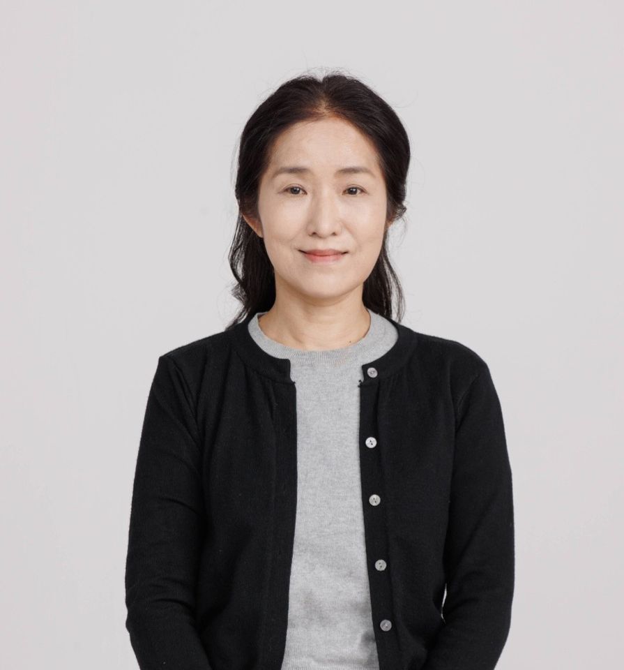 Lee Myung-hee Thumbnail image