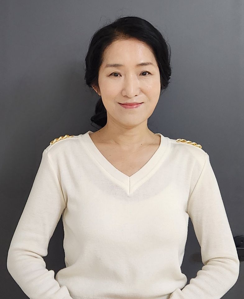 Lee Myung-hee Thumbnail image