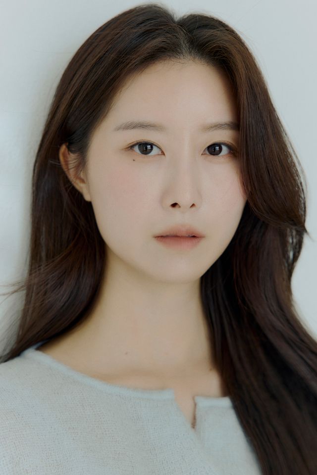 Kang Hee-yoo Ảnh thu nhỏ