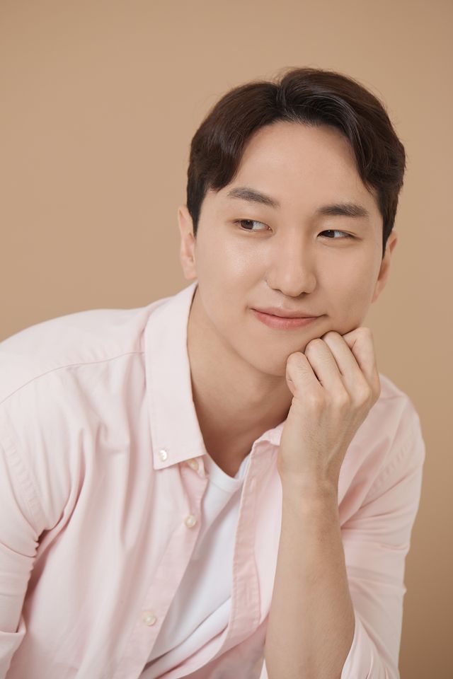 이우영 썸네일 이미지