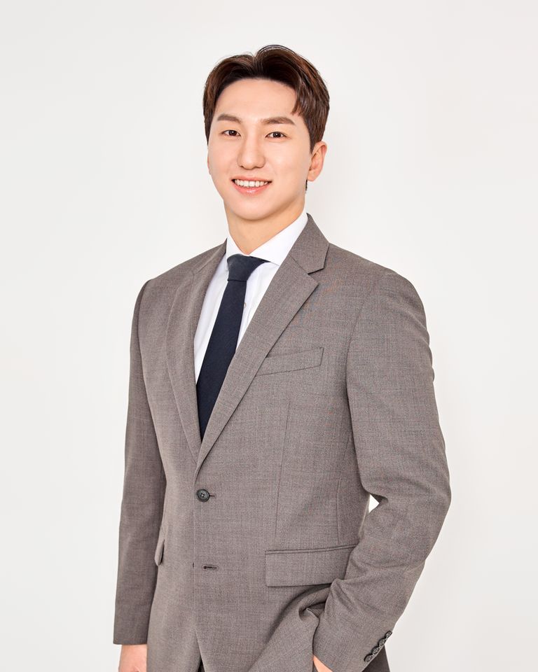 이우영 썸네일 이미지