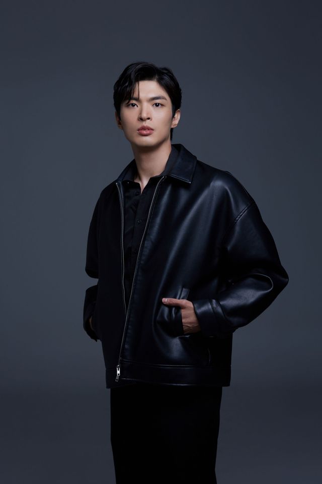 ハ・ジンソン サムネイル画像