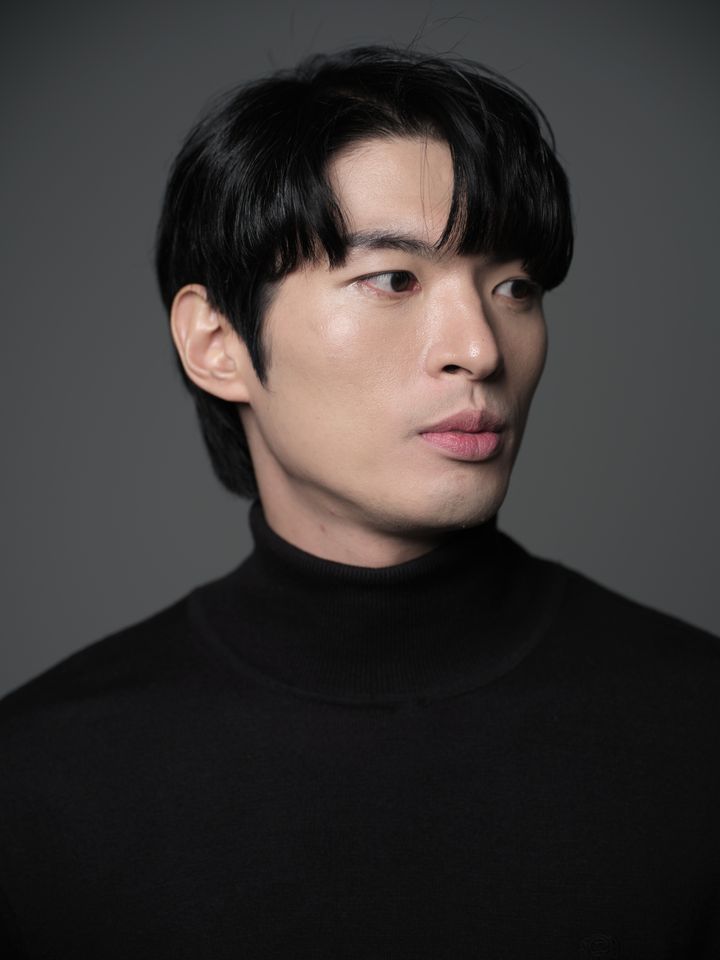 ハ・ジンソン サムネイル画像