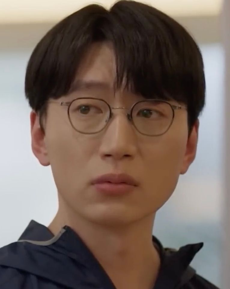 Jang Ji-hoon Thumbnail image