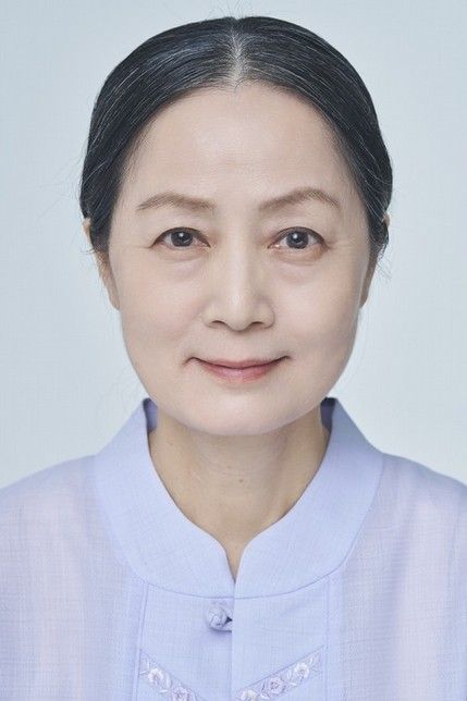 Kim Geun-young Thumbnail image