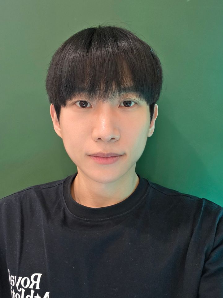 신지웅 Ảnh thu nhỏ