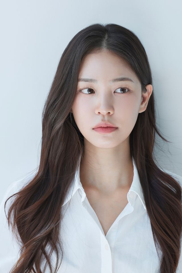 Im Ji-won Thumbnail image