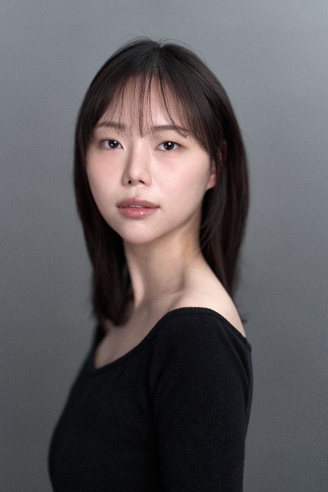 ミンヒ サムネイル画像