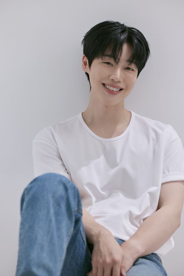 Min Se-ung Thumbnail image