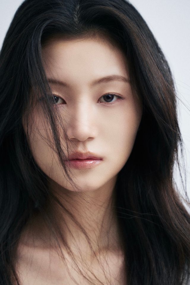 Kim Seon-min Thumbnail image