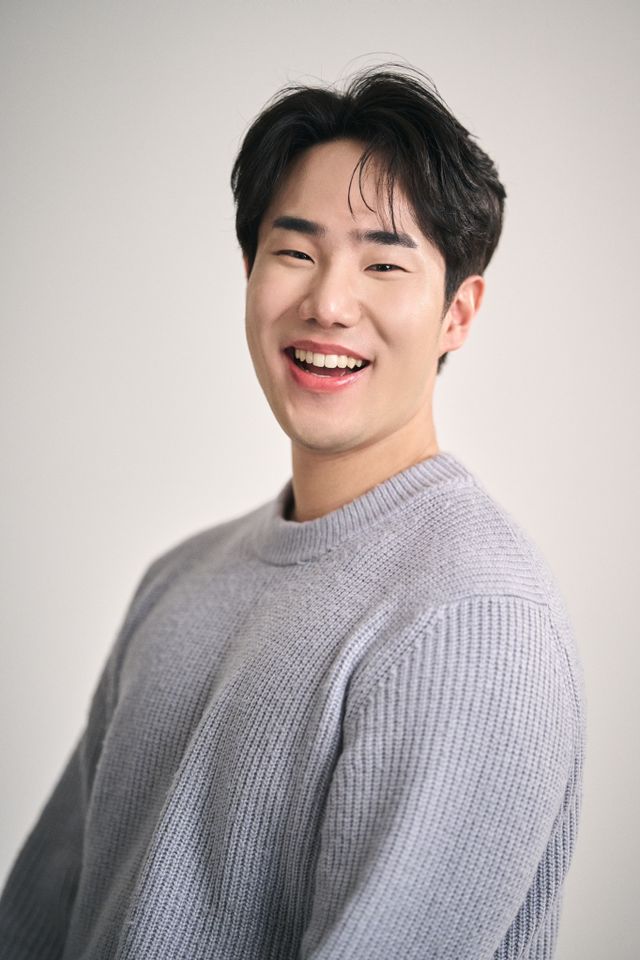 チェ・ドユン サムネイル画像