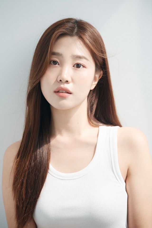 คัง เหลี่ยน ภาพขนาดย่อ